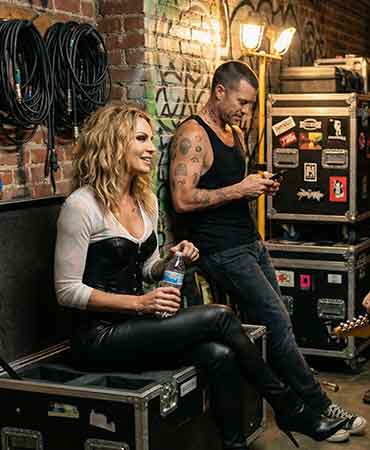 Rust & Rogue backstage before a show